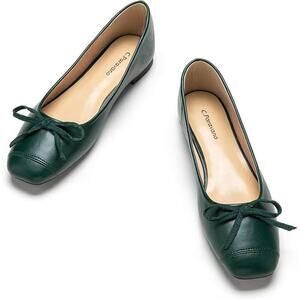 Green Leather Ballet Flats with Bow Detail and Slip-On Design NIB Size 41